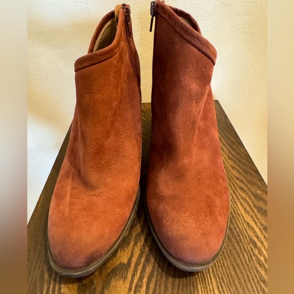 Lucky brand suede heeled booties (Salza) - Size 8.5 - Picture 3 of 8